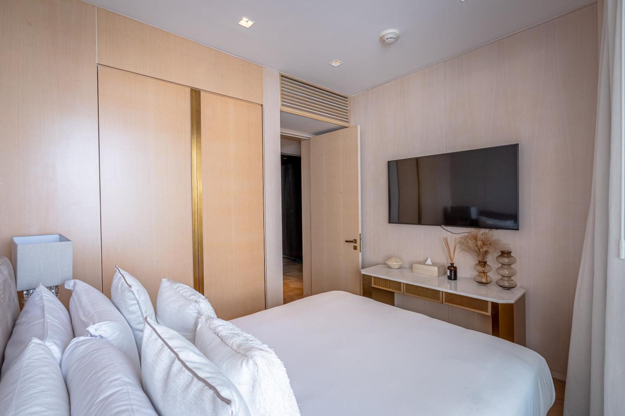 Apartment Daniels Stunning 2br With Full Sea View At Five *